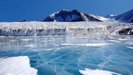 Антарктида - самое сухое место на Земле