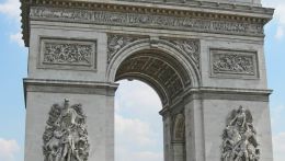 Триумфальная арка на площади Шарля Де Голля