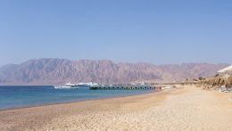 Курортный городок Нувейба расположился на северо - востоке Синайского полуострова. Это курорт для спокойного, семейного отдыха.