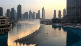 Dubai Fountain (Дубай) (3).jpg